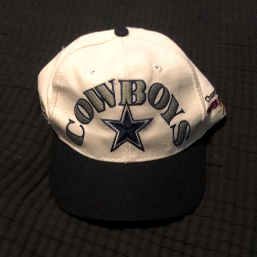 Vintage SnapBack Dallas Cowboys Super Bowl Patch Hat w/ green brim
